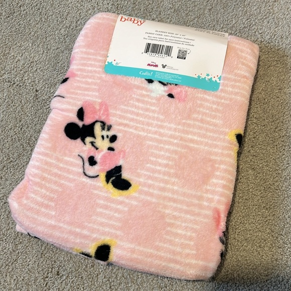 Minnie Mouse Baby Blanket - Picture 2 of 3